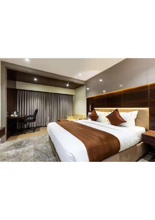 Hotel Shivay President Ujjain Zewnętrze zdjęcie