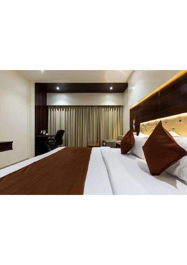 Hotel Shivay President Ujjain Zewnętrze zdjęcie